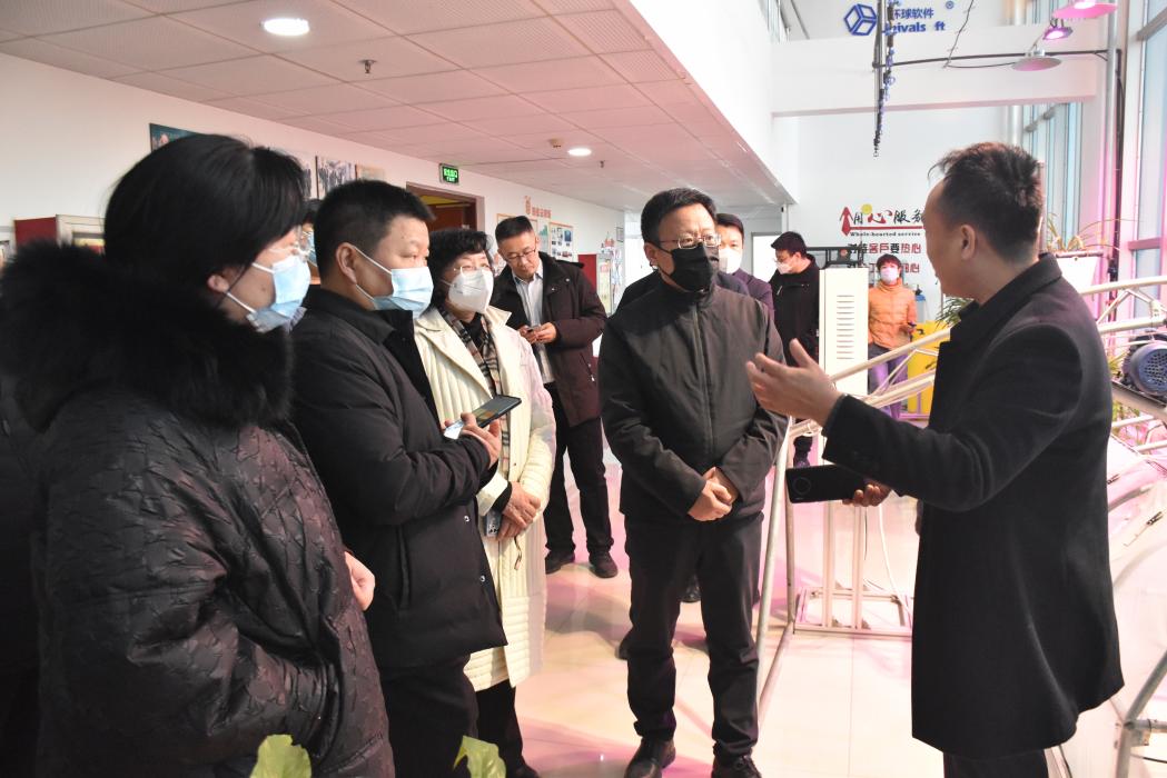 河北省農業(yè)廳專家調研環(huán)球軟件蔬菜產業(yè)數(shù)字化建設